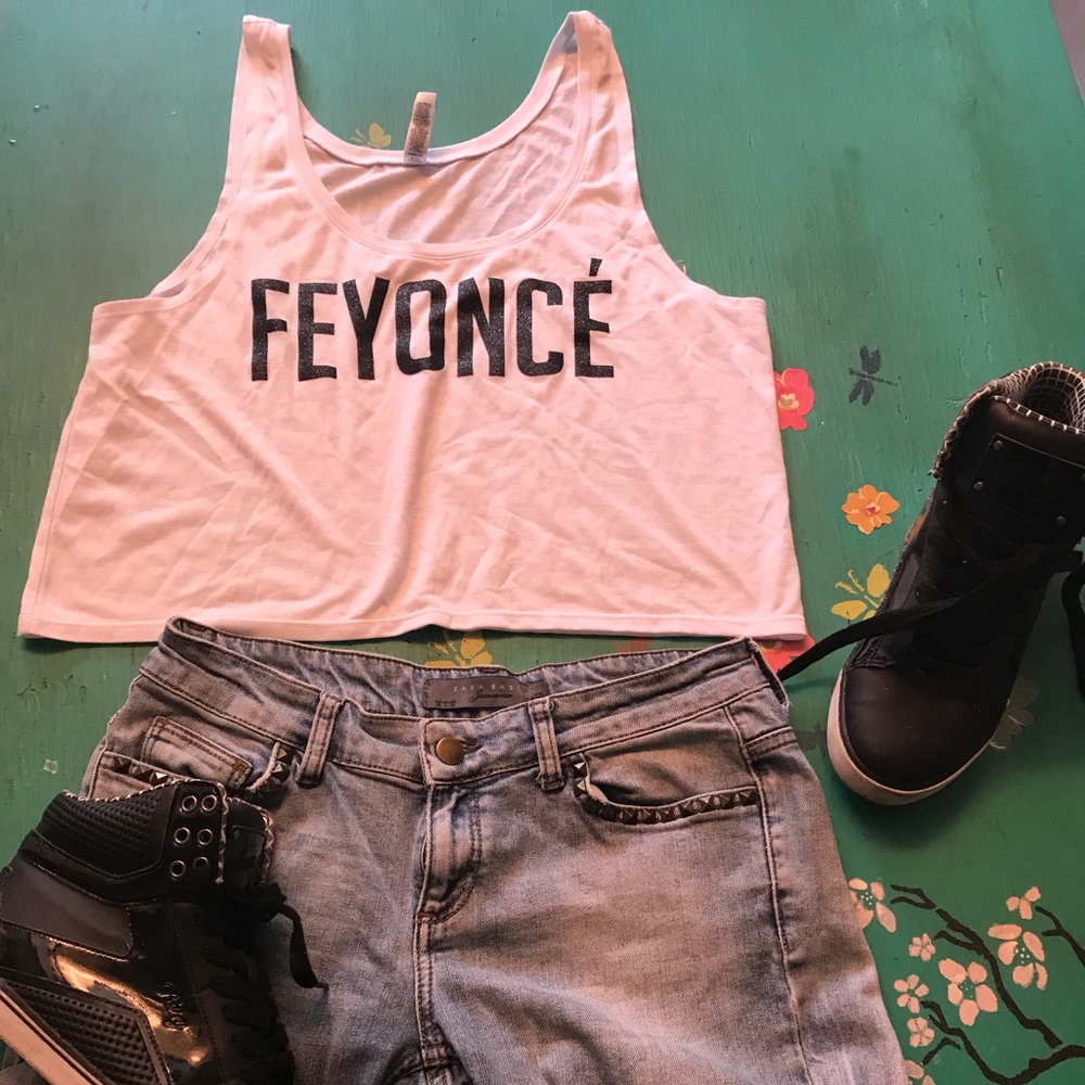 FEYONCE CROP TOP